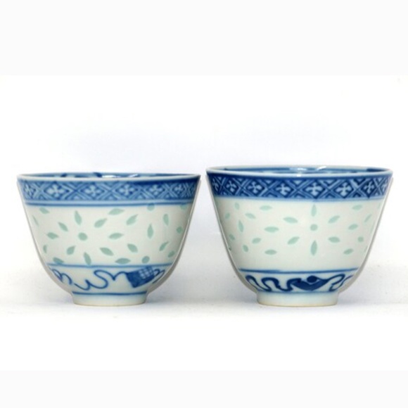 Two small Asian bowls, cups plates, Blue & White, Oriental, Hong Kong, Japanese - Picture 1 of 10